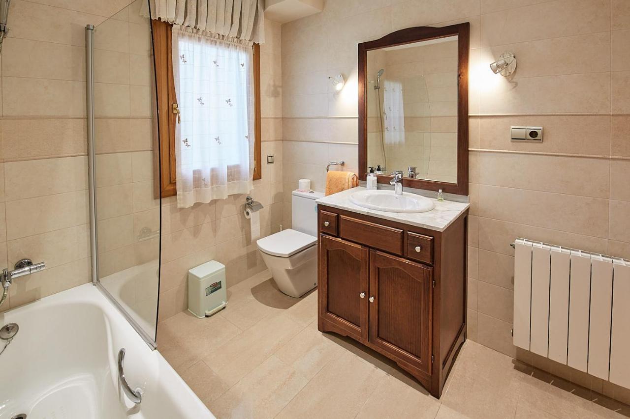 Alojamiento Extrahotelero Casa Ernestina Castillo  ภายนอก รูปภาพ