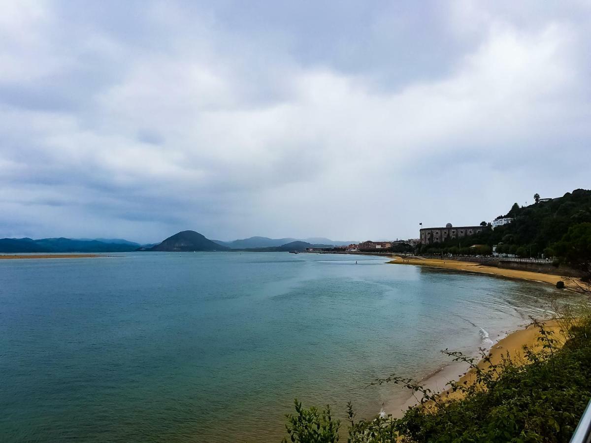 Alojamiento Extrahotelero Casa Ernestina Castillo  ภายนอก รูปภาพ